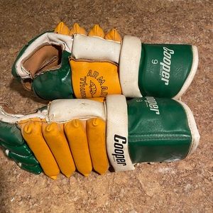 Vintage Cooper Hockey Gloves